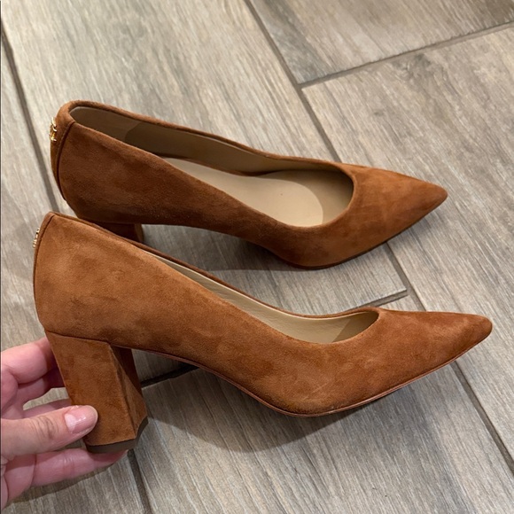 Lauren Ralph Lauren Brown Suede Pumps Sz 5.5 B